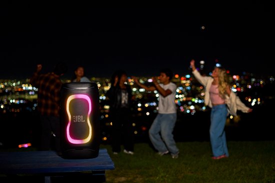 JBL PartyBox 130 - NIEUW - Draadloze Bluetooth Party Speaker - Opvouwbare Handgreep - Spatwaterdicht - LED verlichting - 15 uur - Zwart