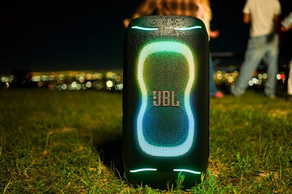 JBL PartyBox 130 - NIEUW - Draadloze Bluetooth Party Speaker - Opvouwbare Handgreep - Spatwaterdicht - LED verlichting - 15 uur - Zwart
